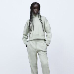 NEW Zara Women's Joggers Pants Pastel Green